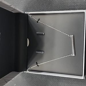 Necklace and earring set